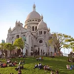 T2 En Pleins Centre Du Prisé Quartier Pittoresque De Montmartre Appartement Paris